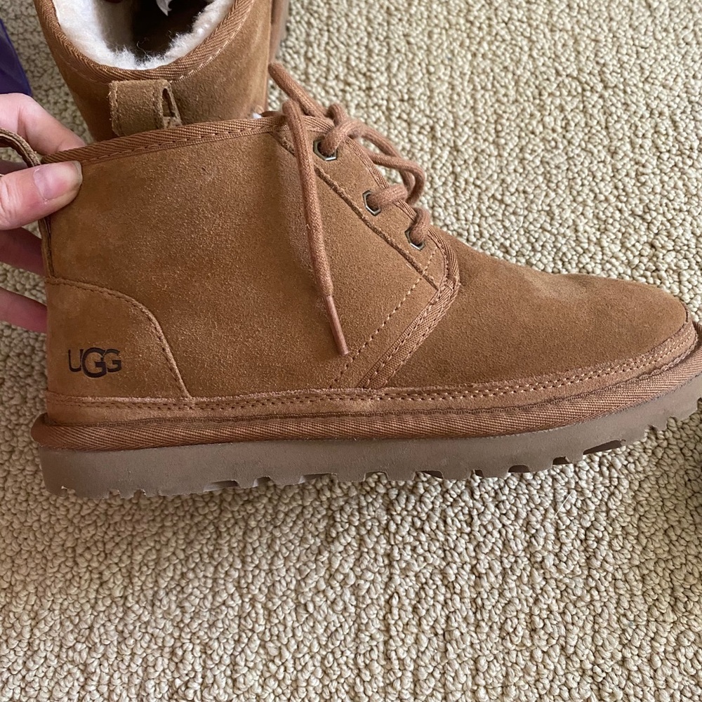 Size 7 Ugg boots Neumel Boots.
